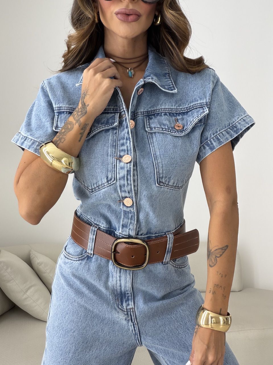 MACACÃO VIVIANE MANGUINHA JEANS CLARO