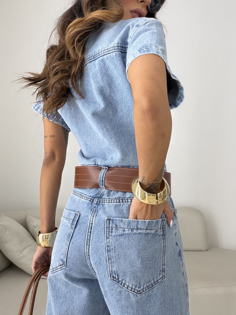 MACACÃO VIVIANE MANGUINHA JEANS CLARO