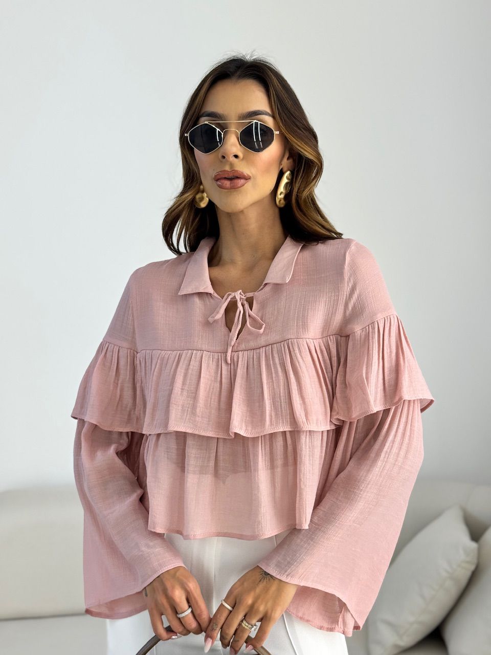 BLUSA FABIOLA BABADO ROSÊ - 0069660025 - CAROLLA FERRARO