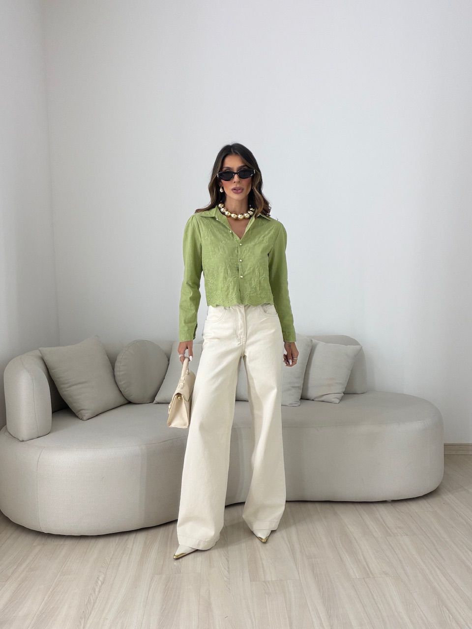CAMISA LEILA BORDADA VERDE