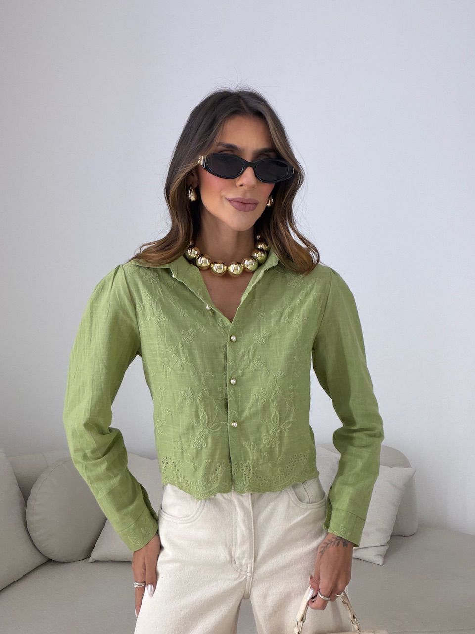CAMISA LEILA BORDADA VERDE - 0081330230 - CAROLLA FERRARO