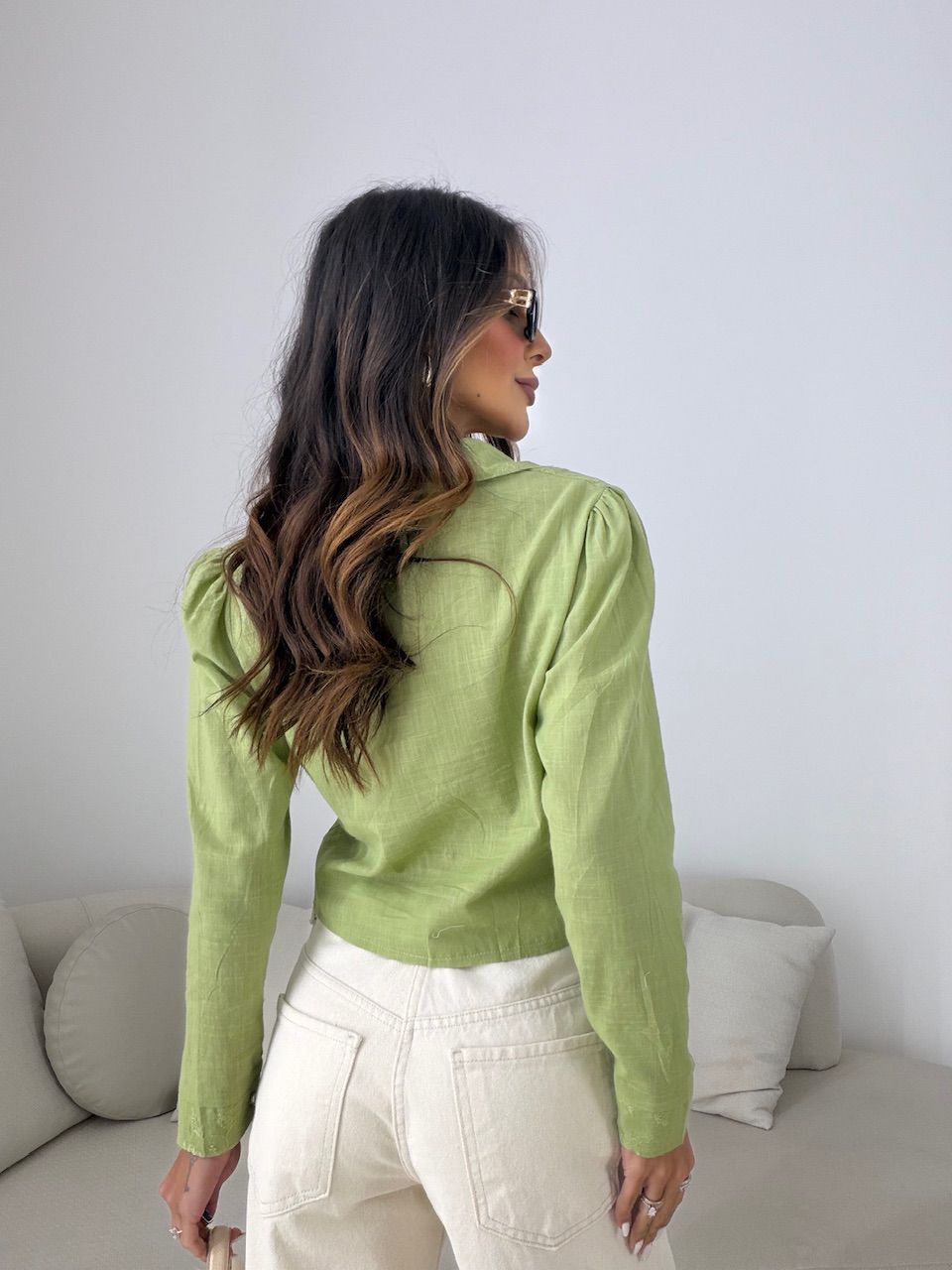 CAMISA LEILA BORDADA VERDE