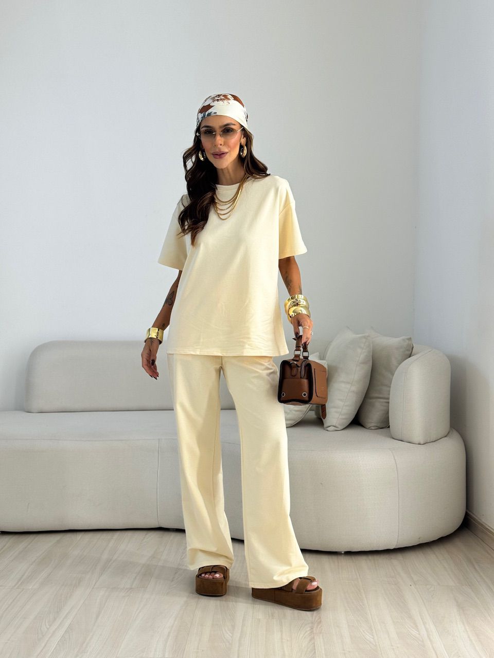 CONJUNTO MELISSA CAMISETA CALÇA AREIA - 0071560110 - CAROLLA FERRARO