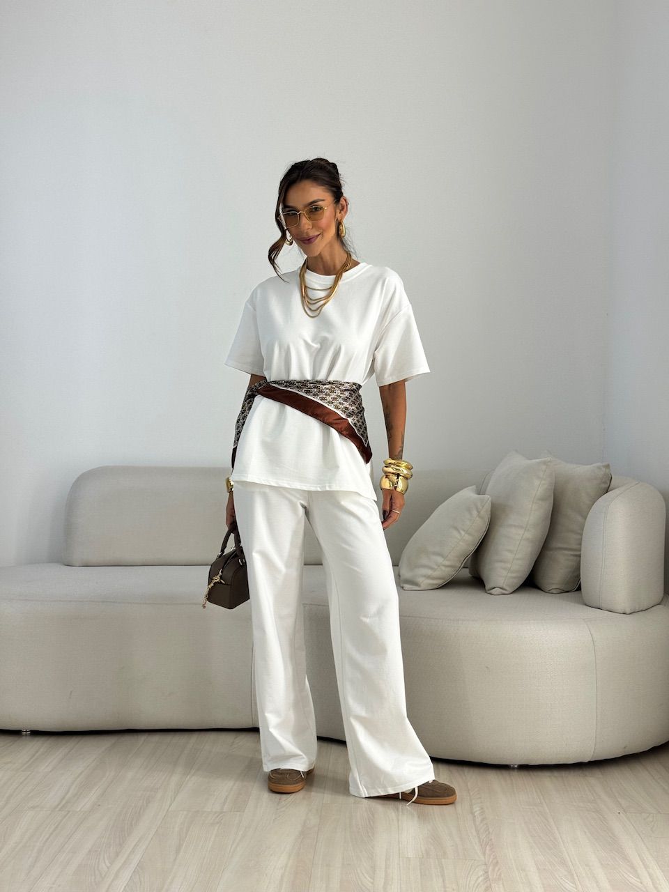 CONJUNTO MELISSA CAMISETA CALÇA OFF - 0071560048 - CAROLLA FERRARO