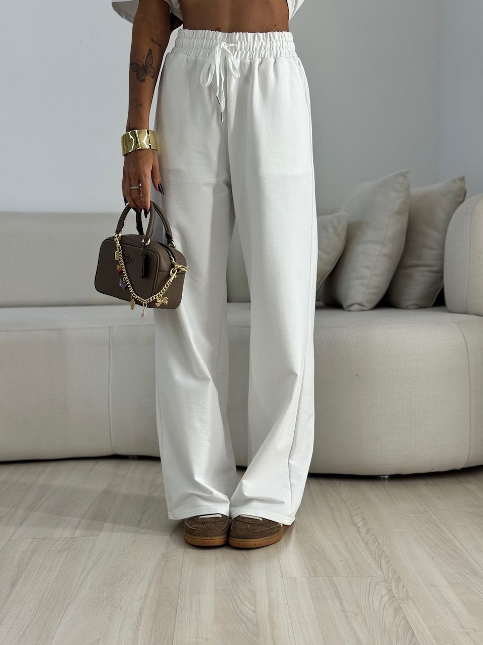 CONJUNTO MELISSA CAMISETA CALÇA OFF