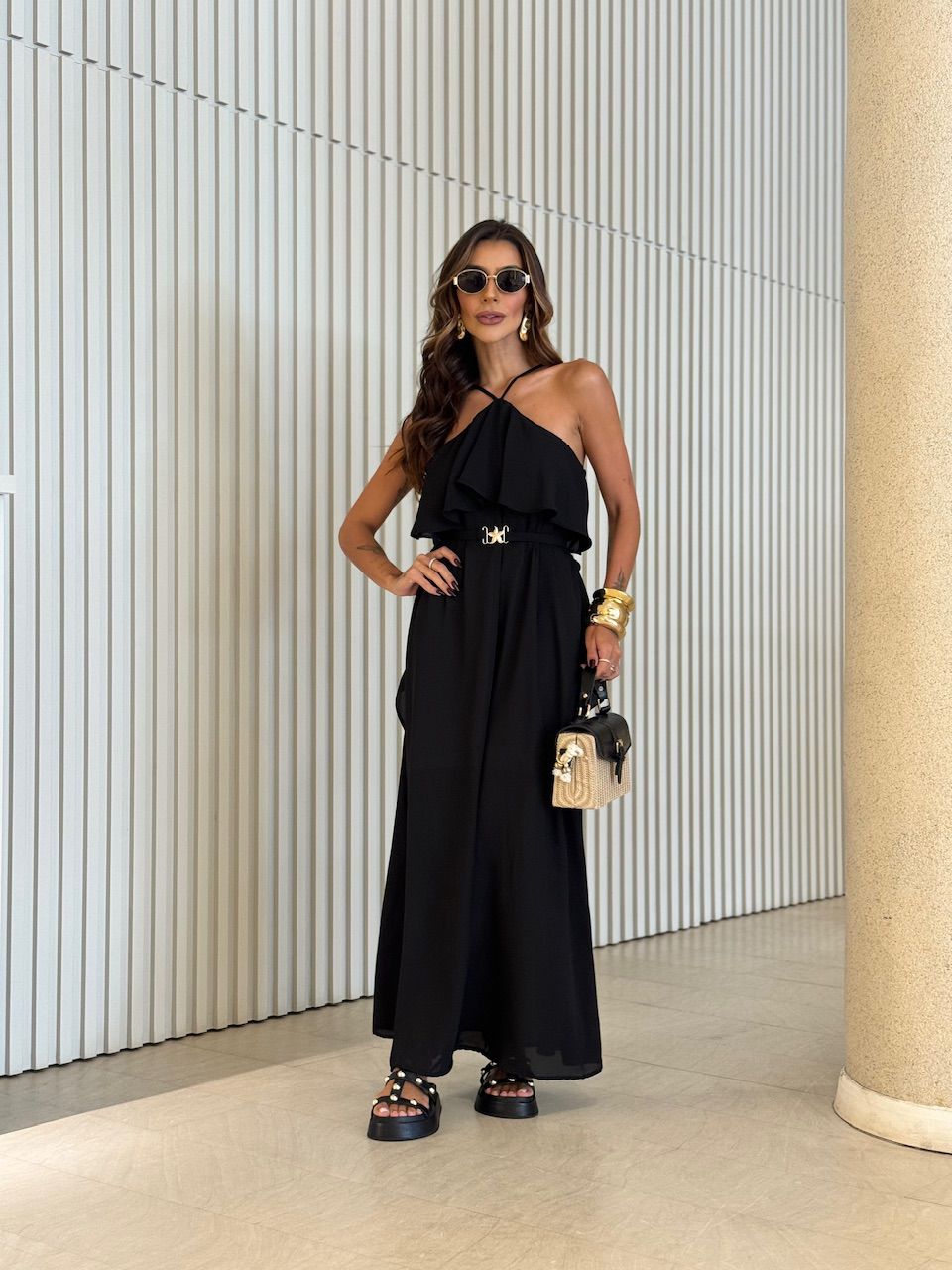 VESTIDO CELINE BABADO LONGO PRETO