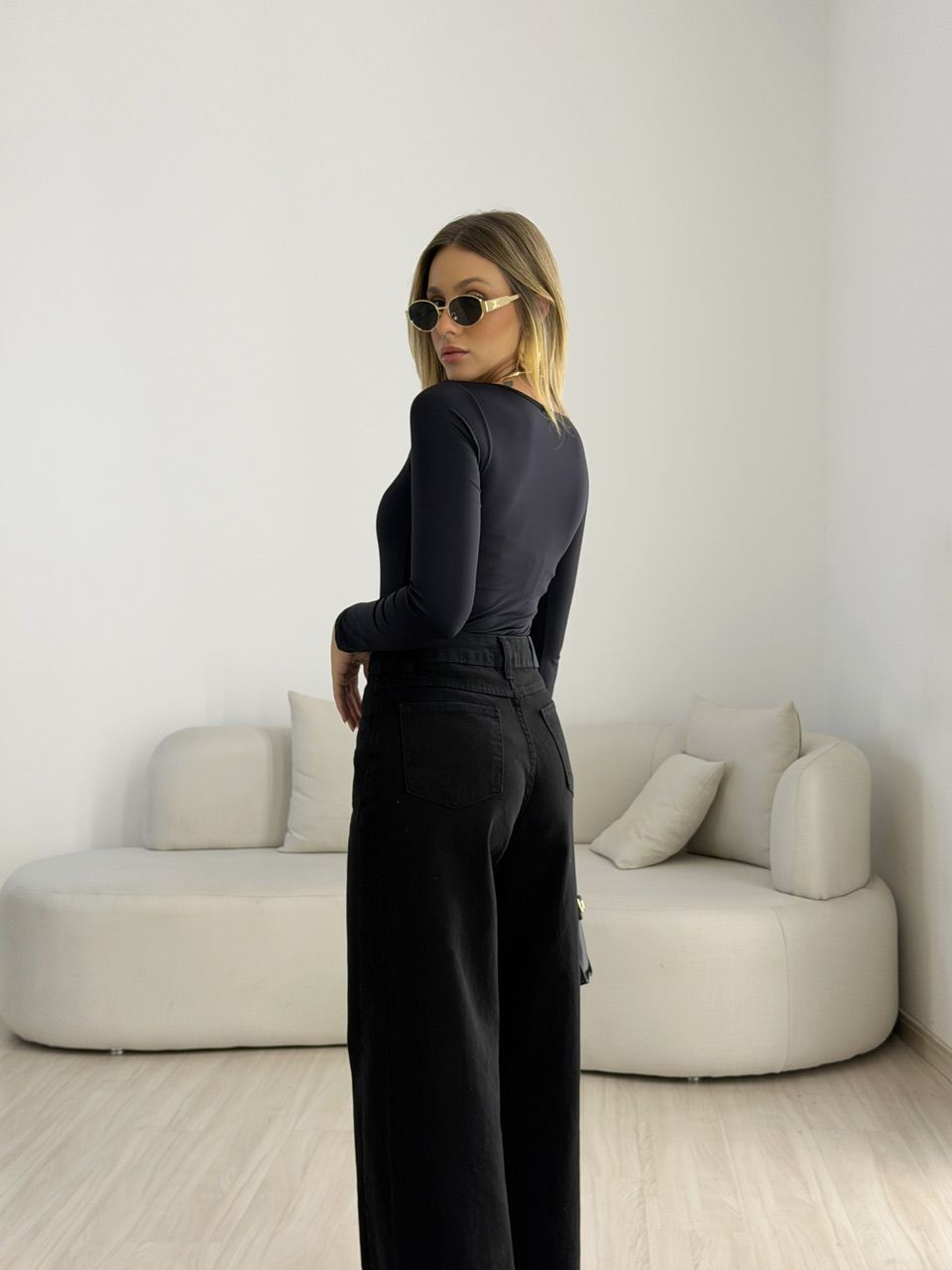 BLUSA AMANDA MANGA LONGA PRETA