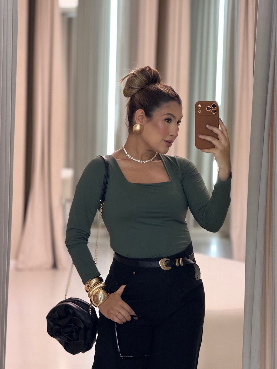 BLUSA AMANDA MANGA LONGA VERDE - 0074380230 - CAROLLA FERRARO