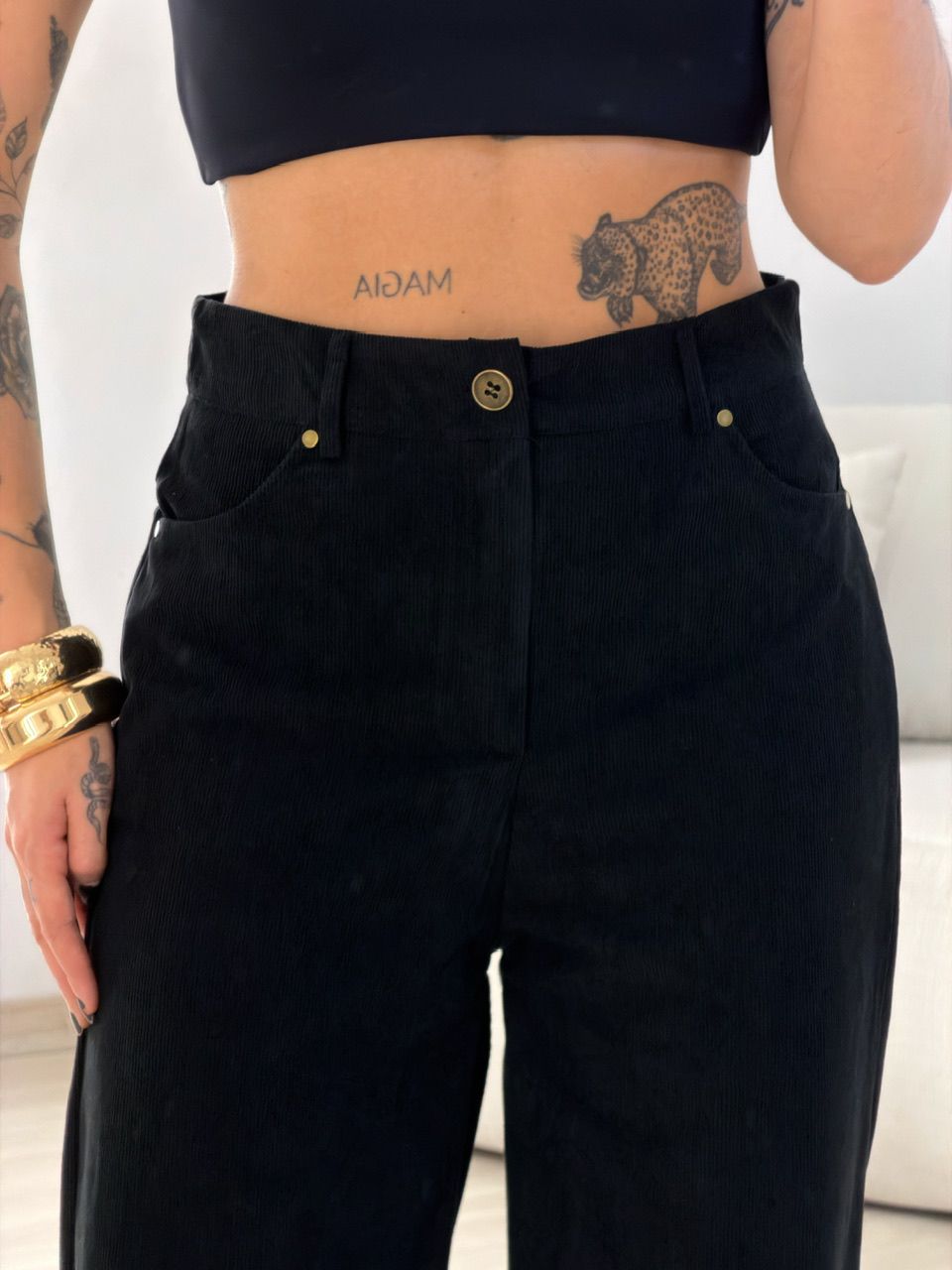 CALÇA MÁRCIA COTELÊ PRETA