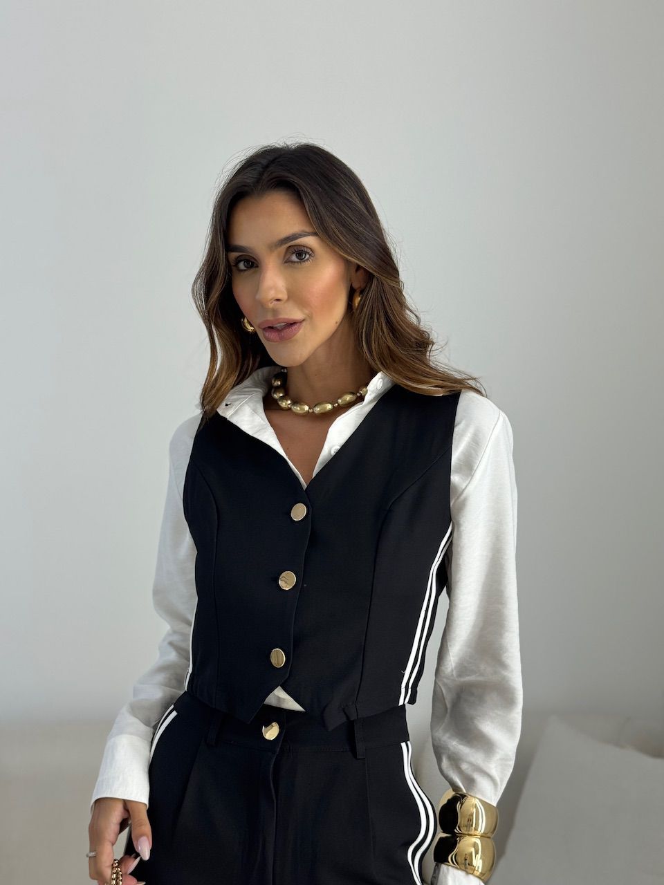 CONJUNTO KIARA LISTRAS PRETO