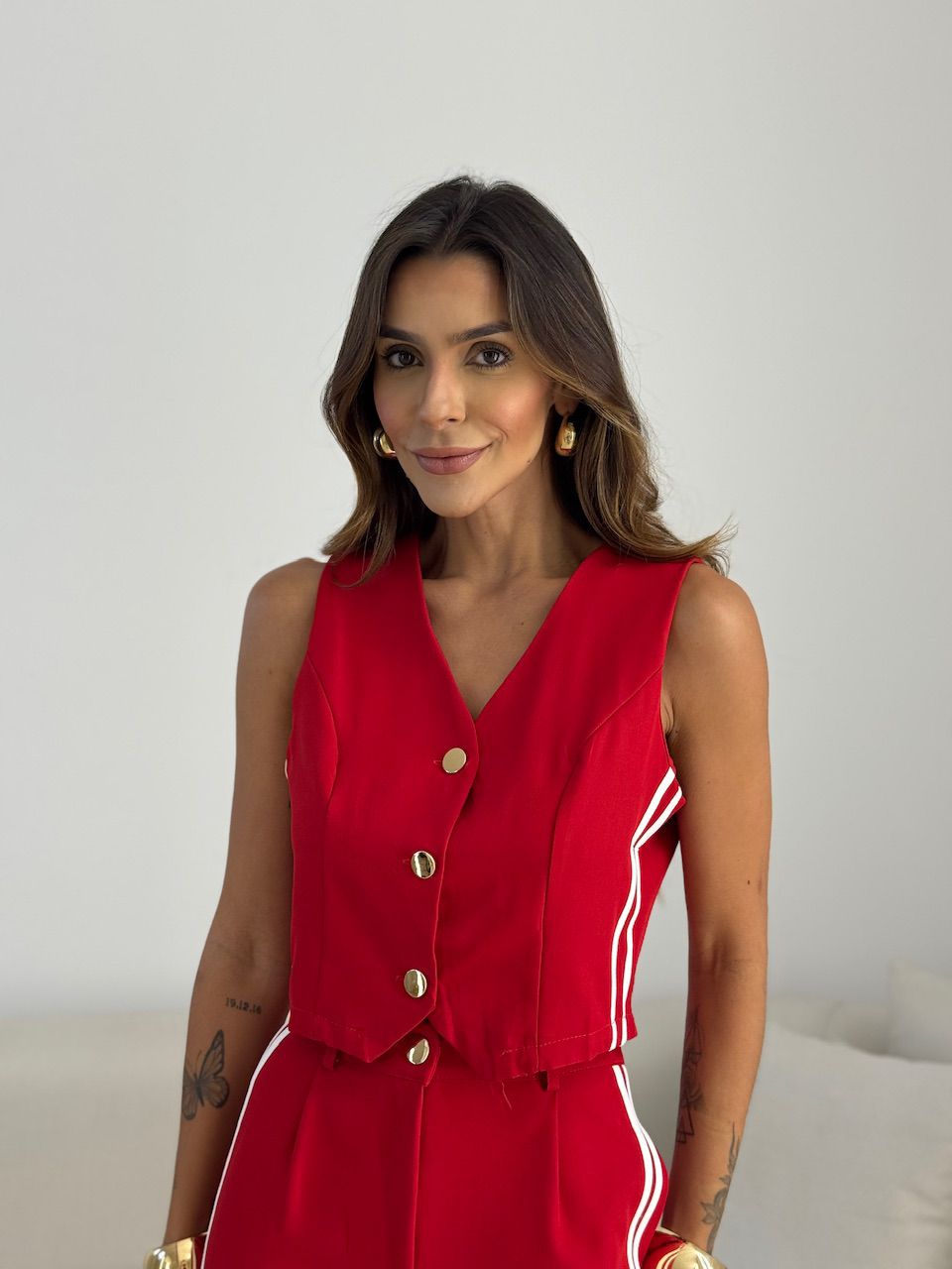 CONJUNTO KIARA LISTRAS VERMELHO