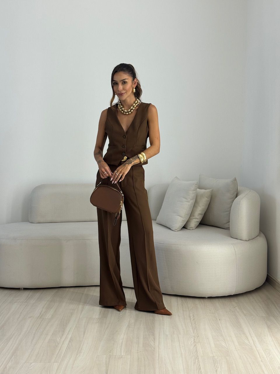 CONJUNTO LIZ ALFAIATARIA MARROM - 0072670054 - CAROLLA FERRARO