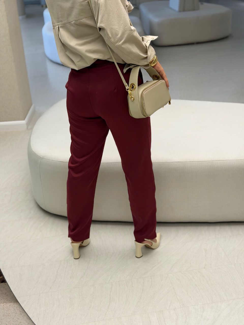 CALÇA ALICE ALFAIATARIA VINHO