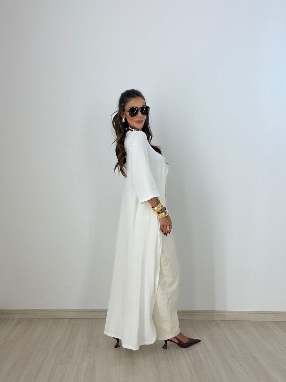 BLUSA JULIANA ASSIMÉTRICA ALONGADA OFF