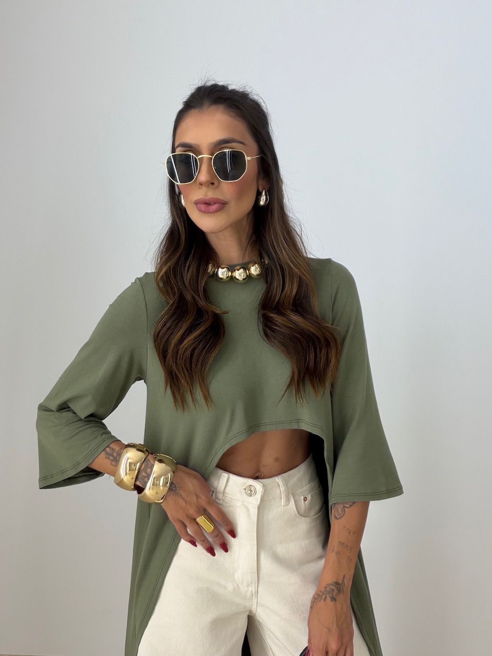 BLUSA JULIANA ASSIMÉTRICA ALONGADA VERDE