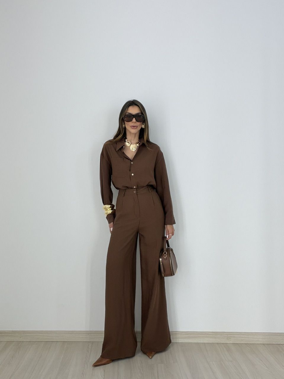 CONJUNTO LILIANE CAMISA CALÇA MARROM - 0078600054 - CAROLLA FERRARO
