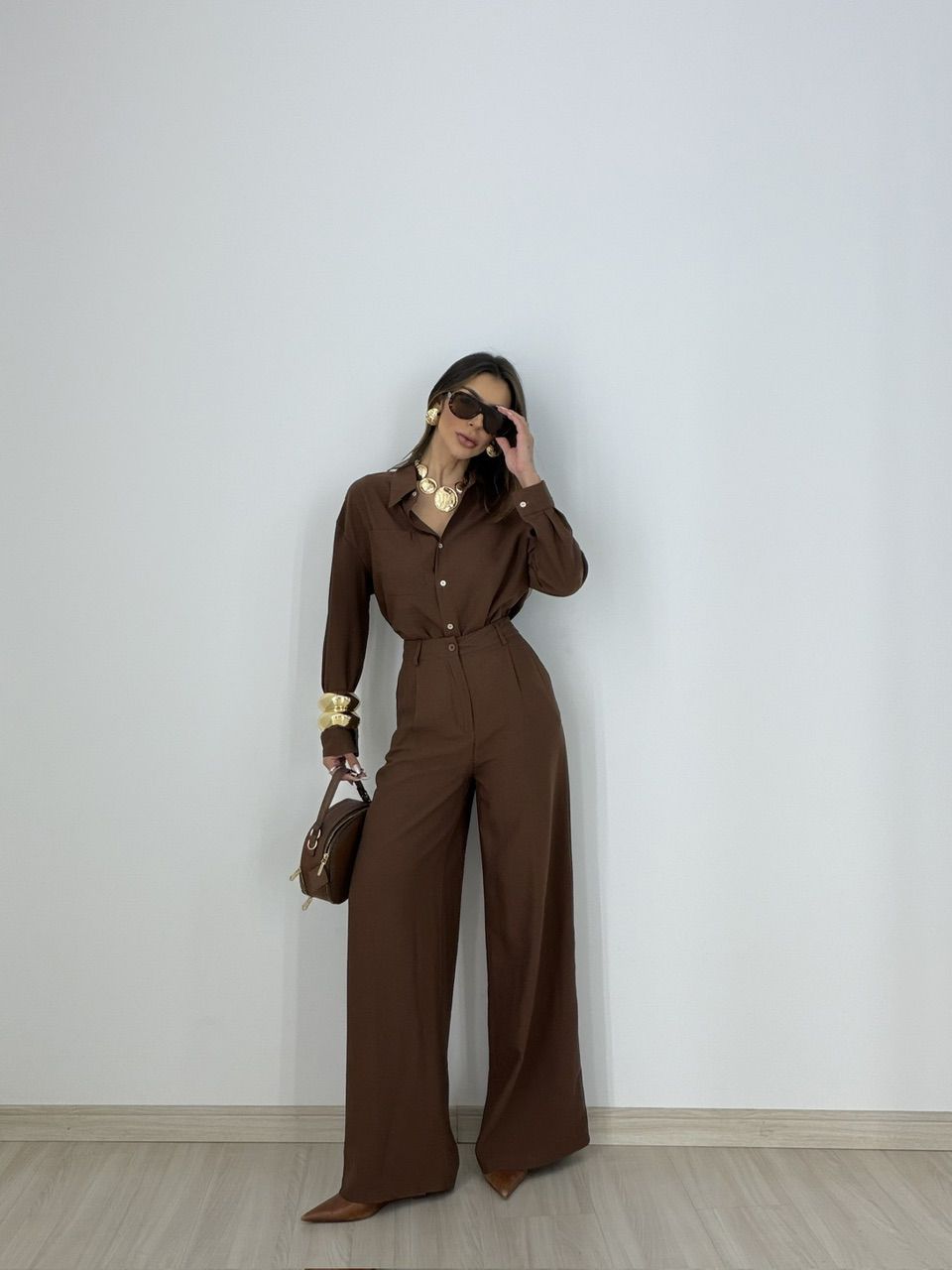CONJUNTO LILIANE CAMISA CALÇA MARROM