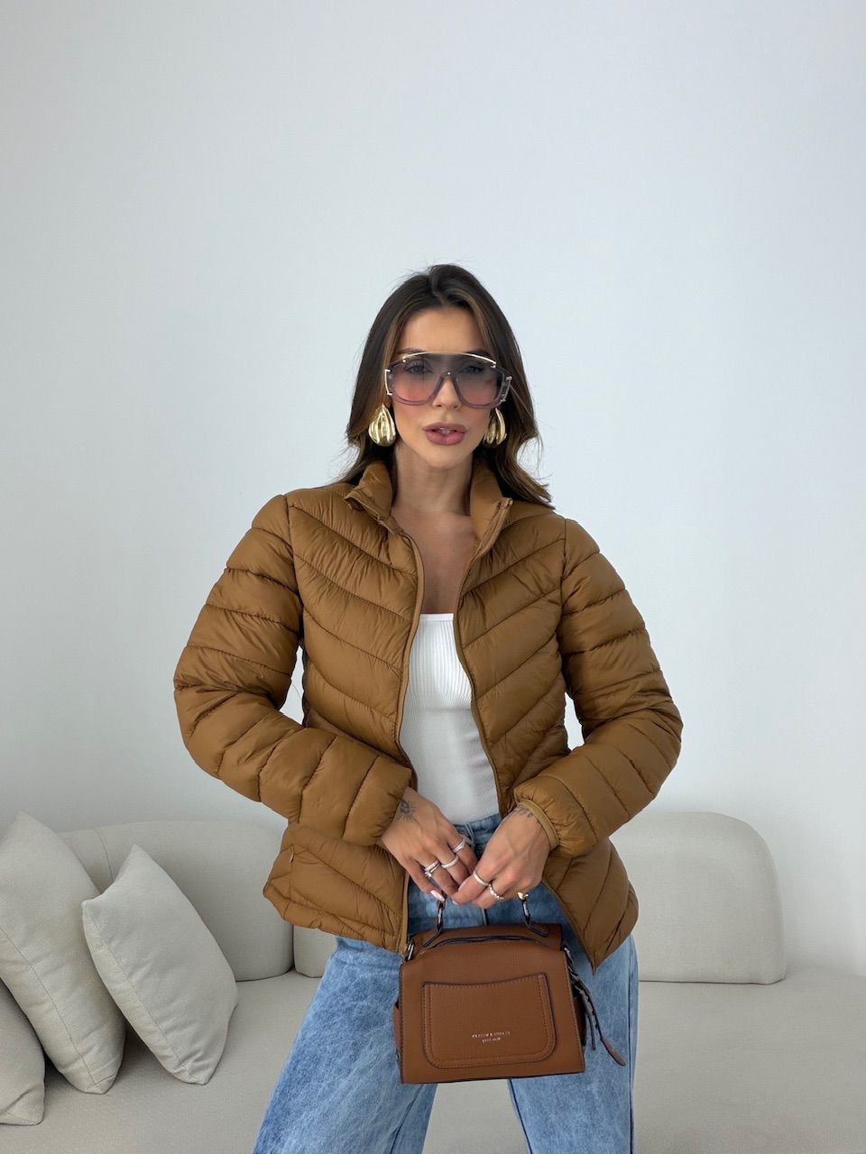 PUFFER REGINA ZÍPER CARAMELO