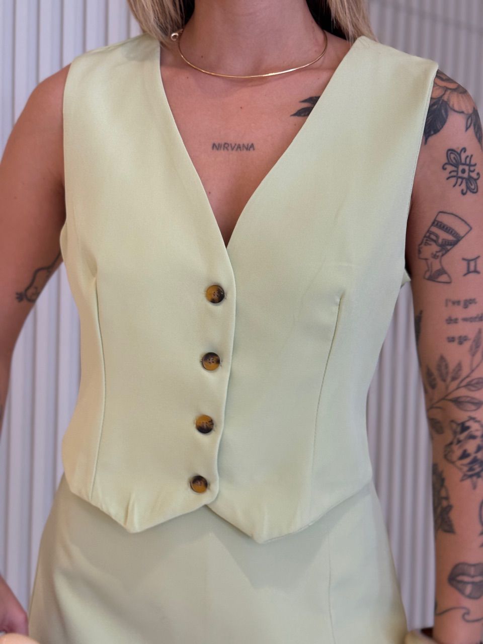 COLETE JÚLIA ALFAIATARIA VERDE