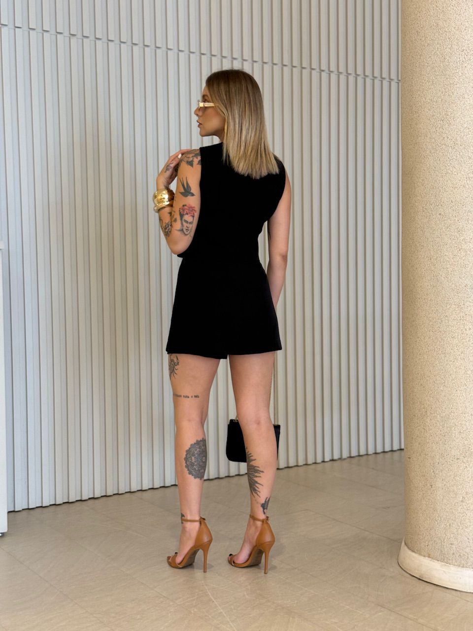 SHORT SAIA FABIANA ALFAIATARIA PRETO