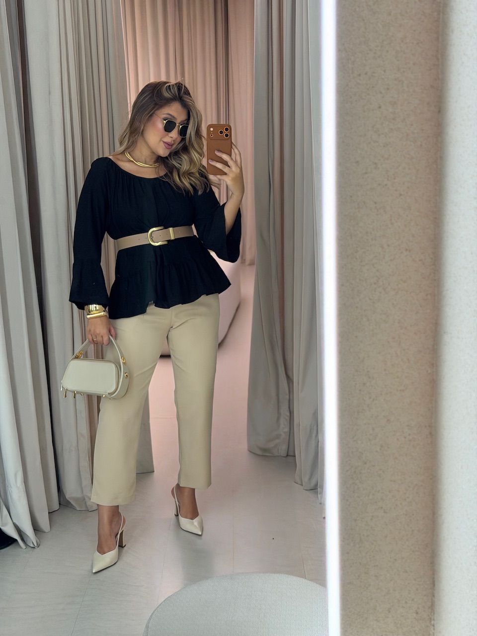 BATA TÁBATA PEPLUM PRETA