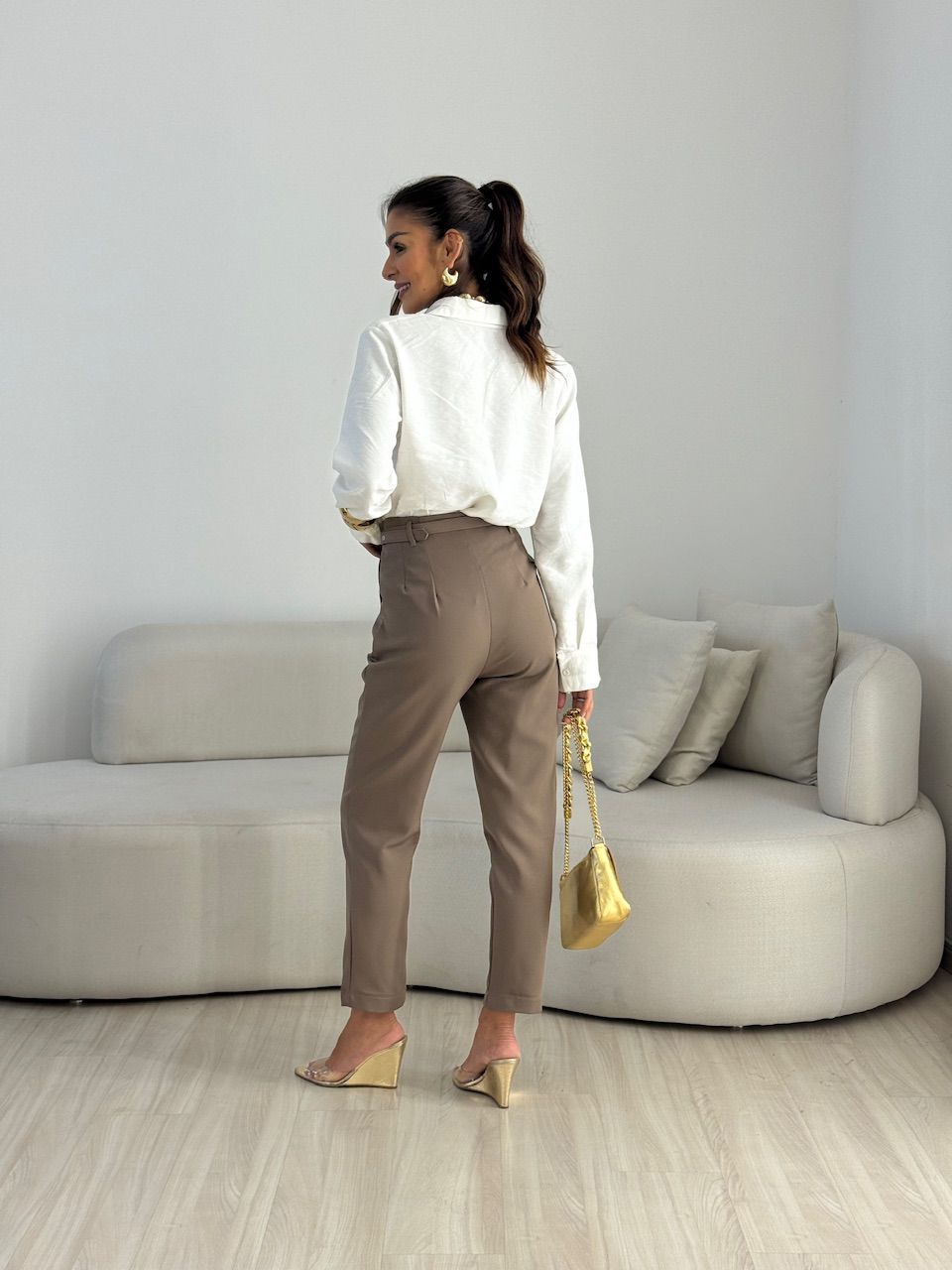 CALÇA LIA CINTO CAQUI