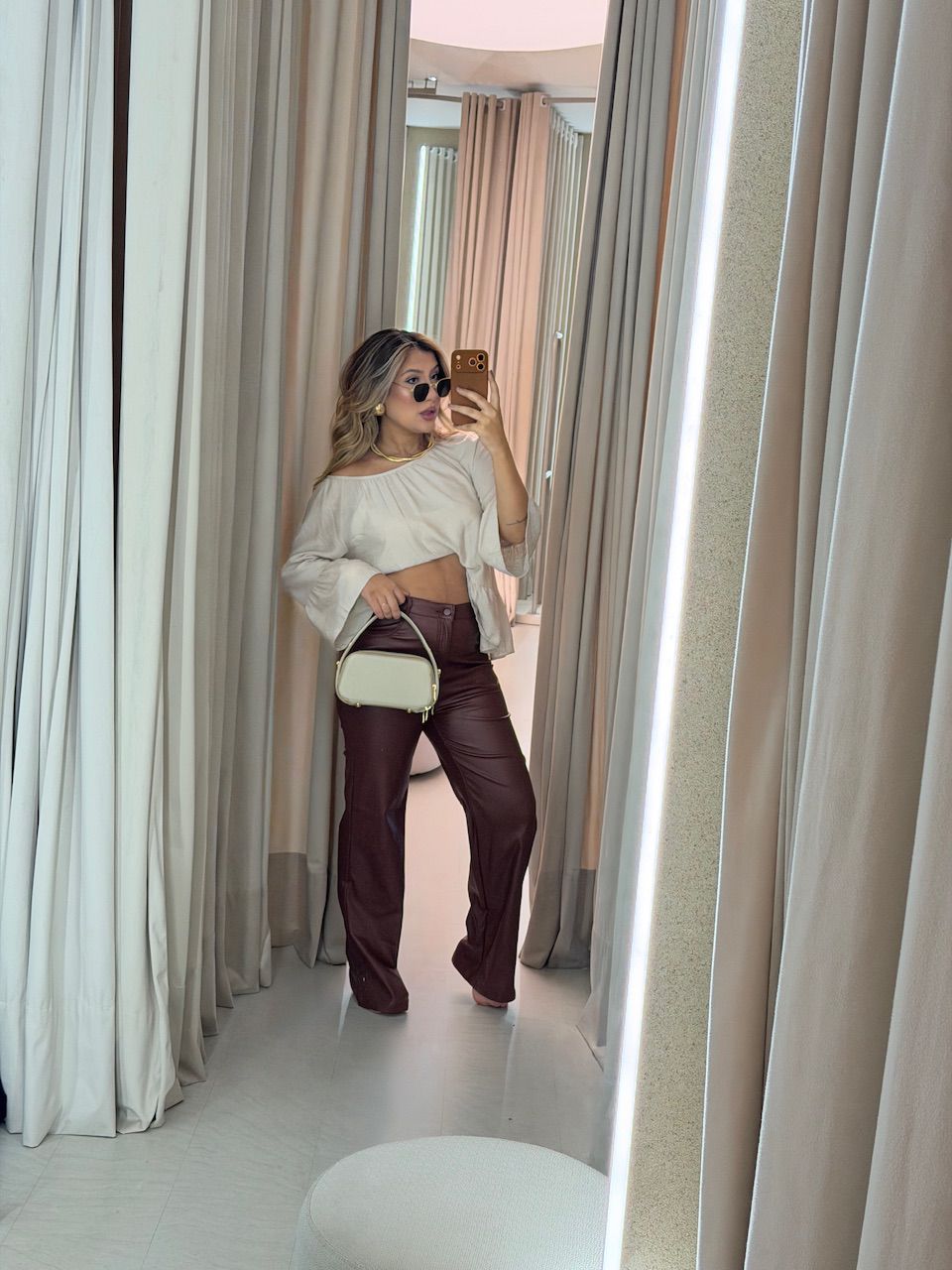 CALÇA TAIENE COURO FAKE CAPUCCINO 