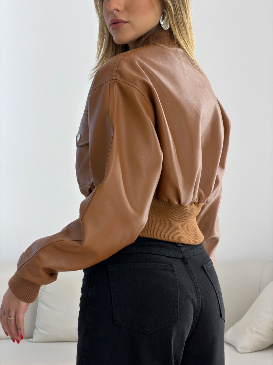 JAQUETA BÁRBARA COURO FAKE CARAMELO