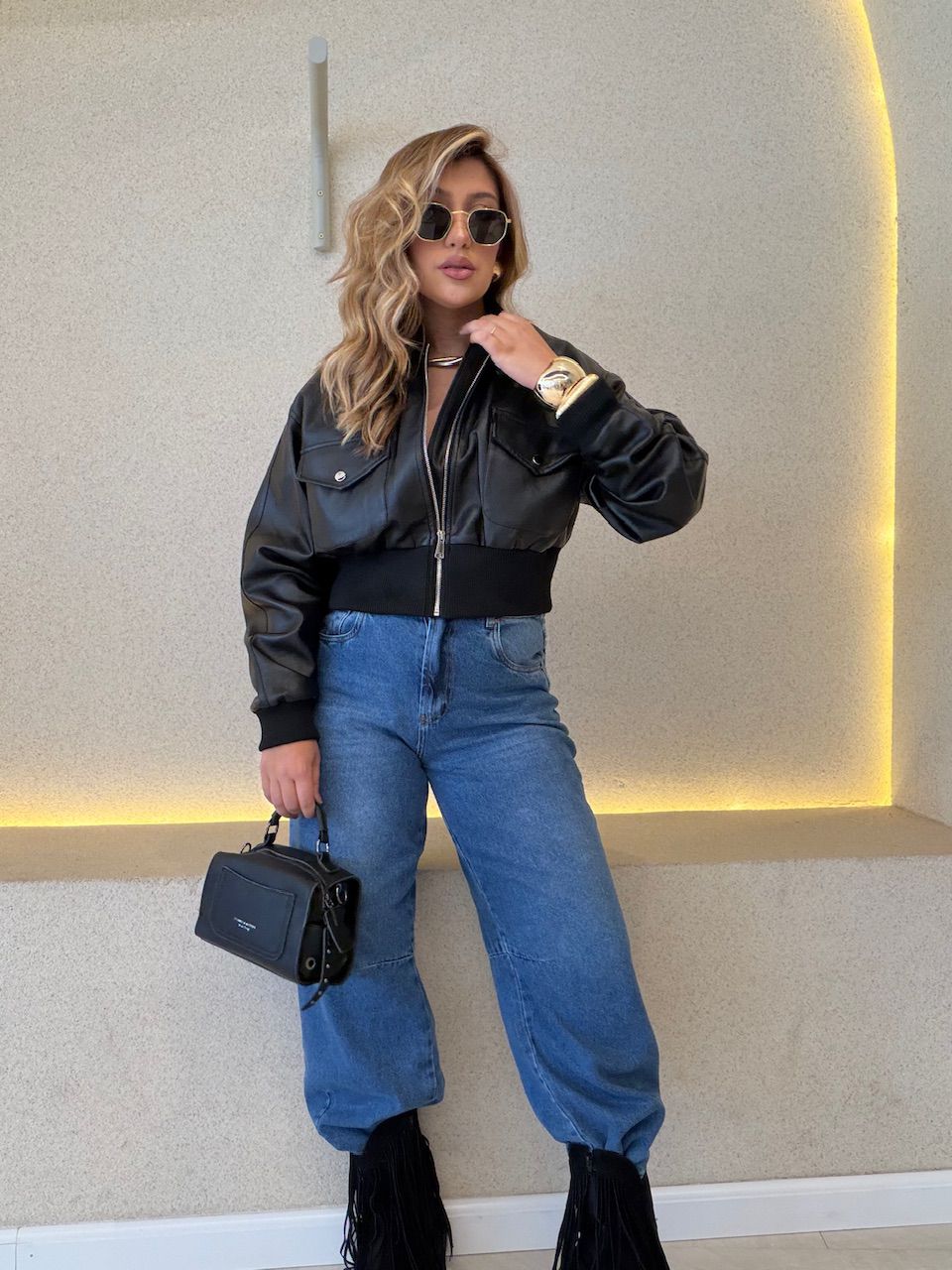 JAQUETA BÁRBARA COURO FAKE PRETA - 0074420033 - CAROLLA FERRARO