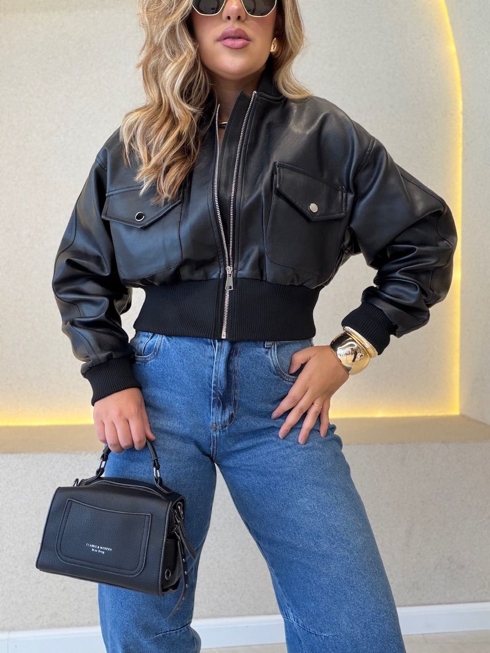 JAQUETA BÁRBARA COURO FAKE PRETA