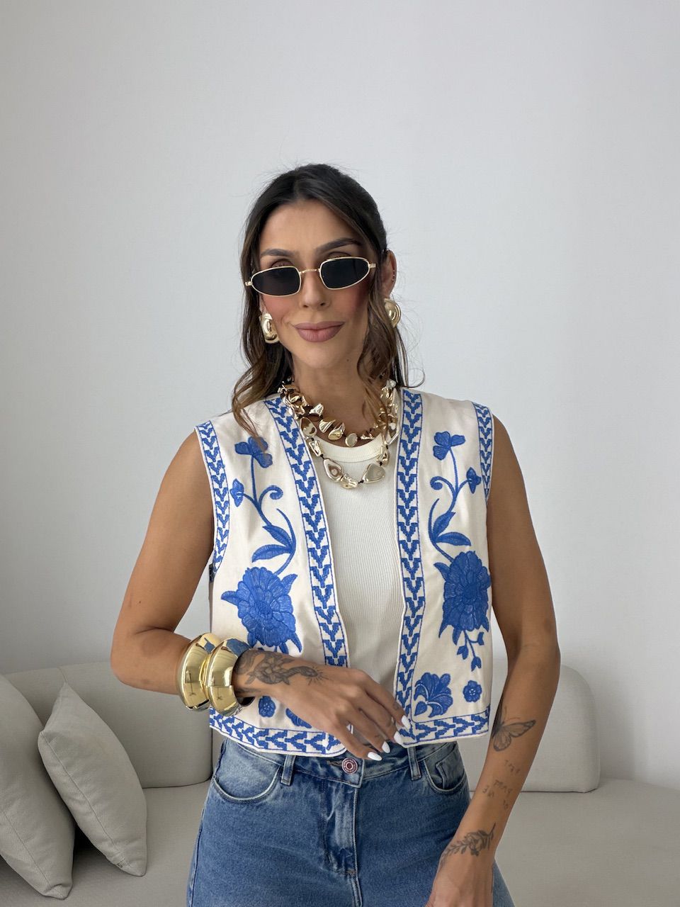 Colete Isabel Bordado Areia