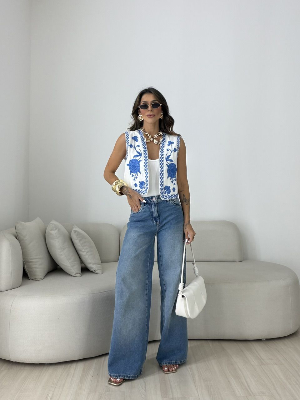 Colete Isabel Bordado Off