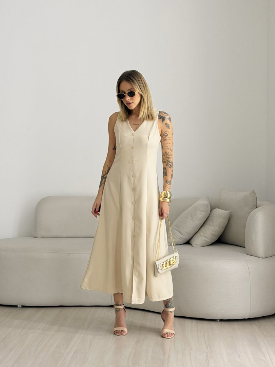 VESTIDO MARISOL BOTÕES AREIA