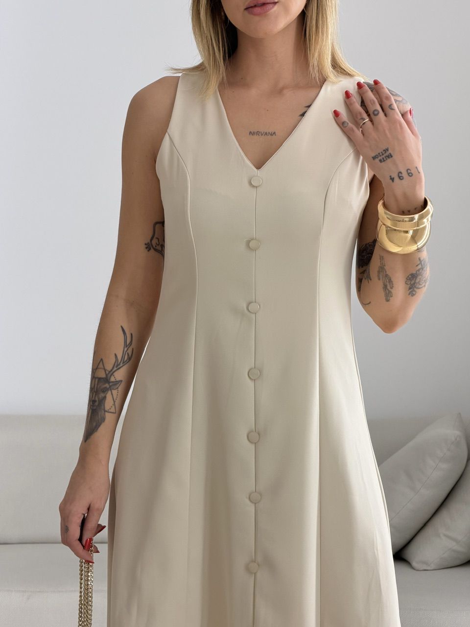 VESTIDO MARISOL BOTÕES AREIA