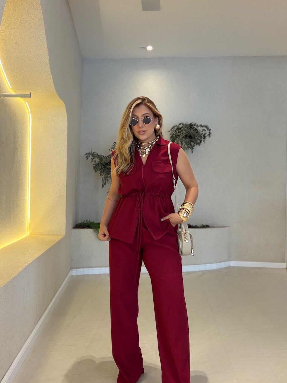 CONJUNTO ANTONELA COLETE CARGO VINHO - 0074480168 - CAROLLA FERRARO