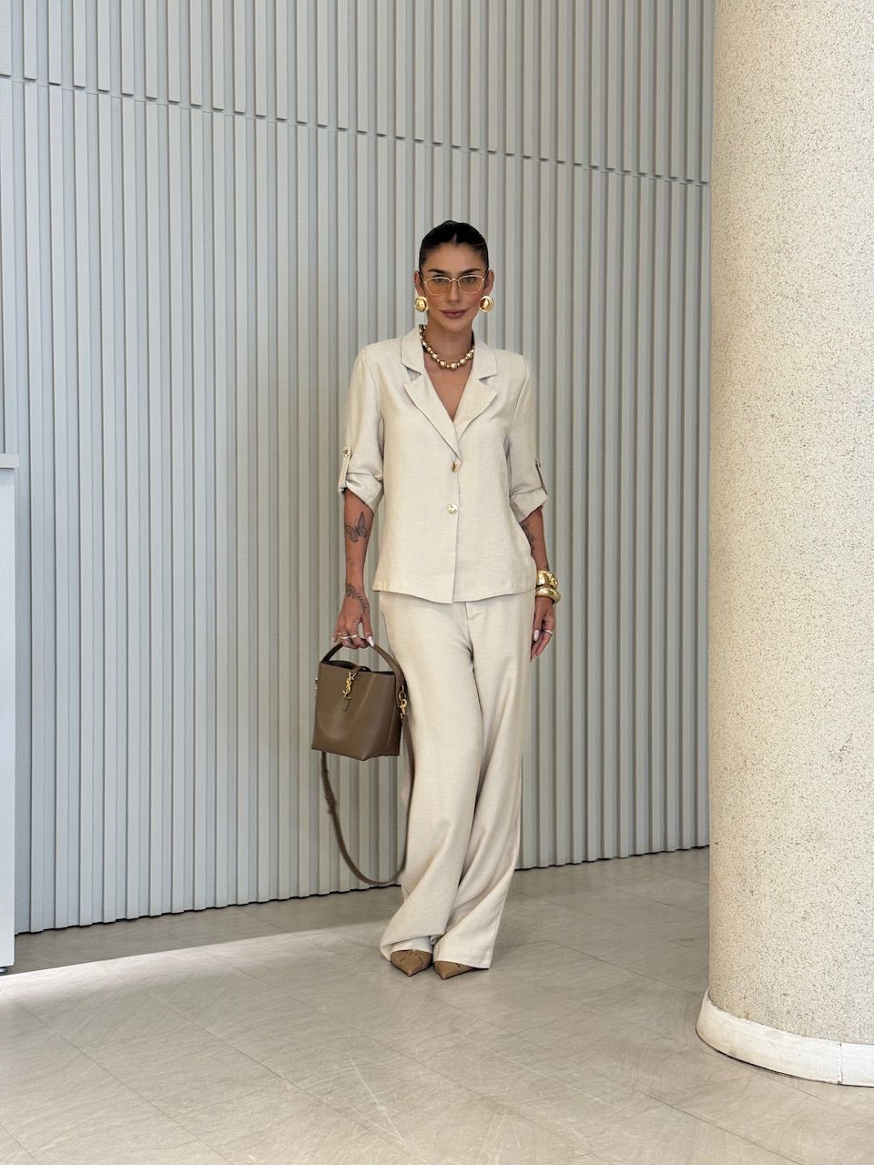 CONJUNTO ANA LUIZA BLAZER AREIA - 0076810110 - CAROLLA FERRARO