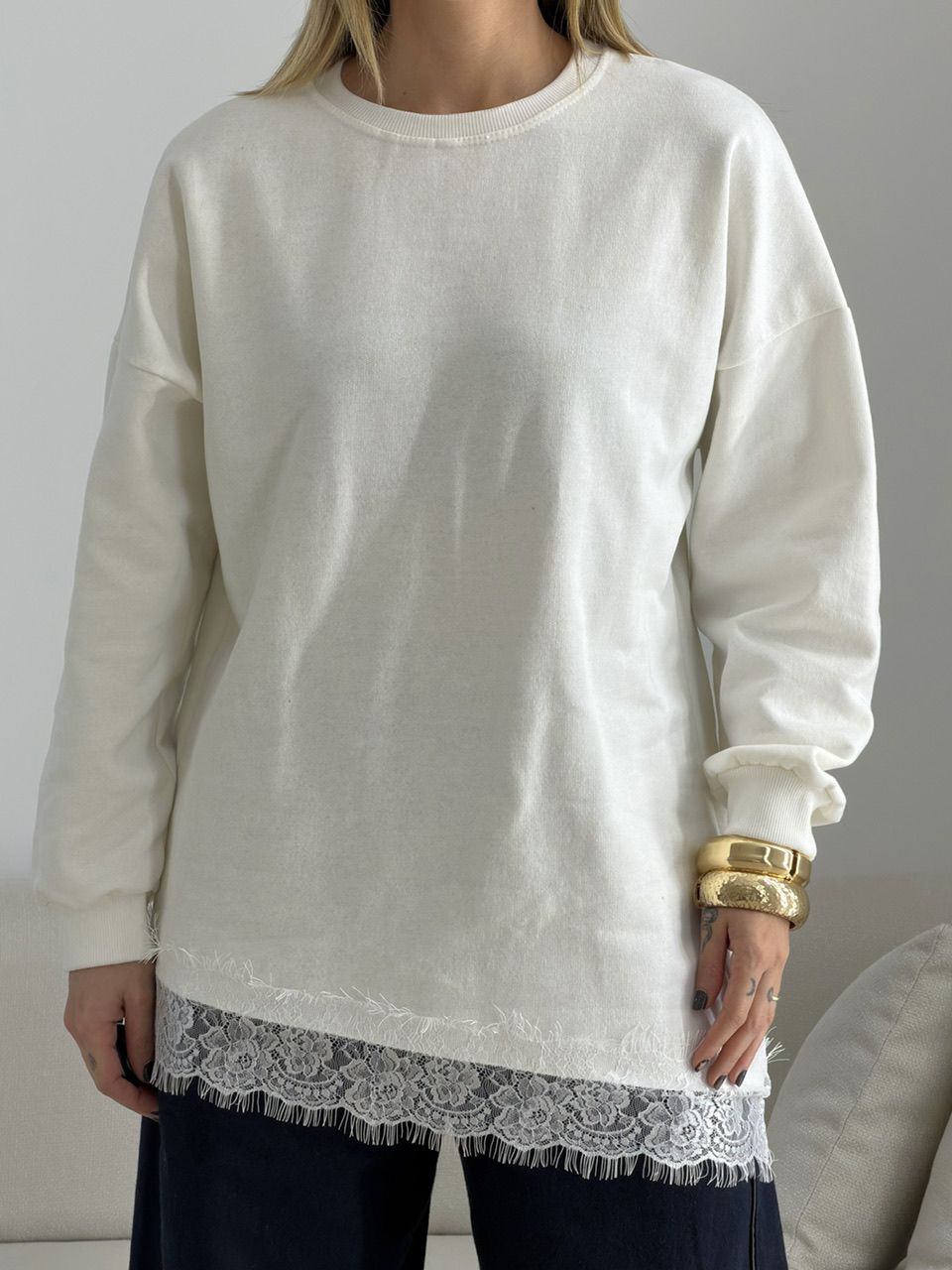 MOLETOM MARIANA RENDA OFF