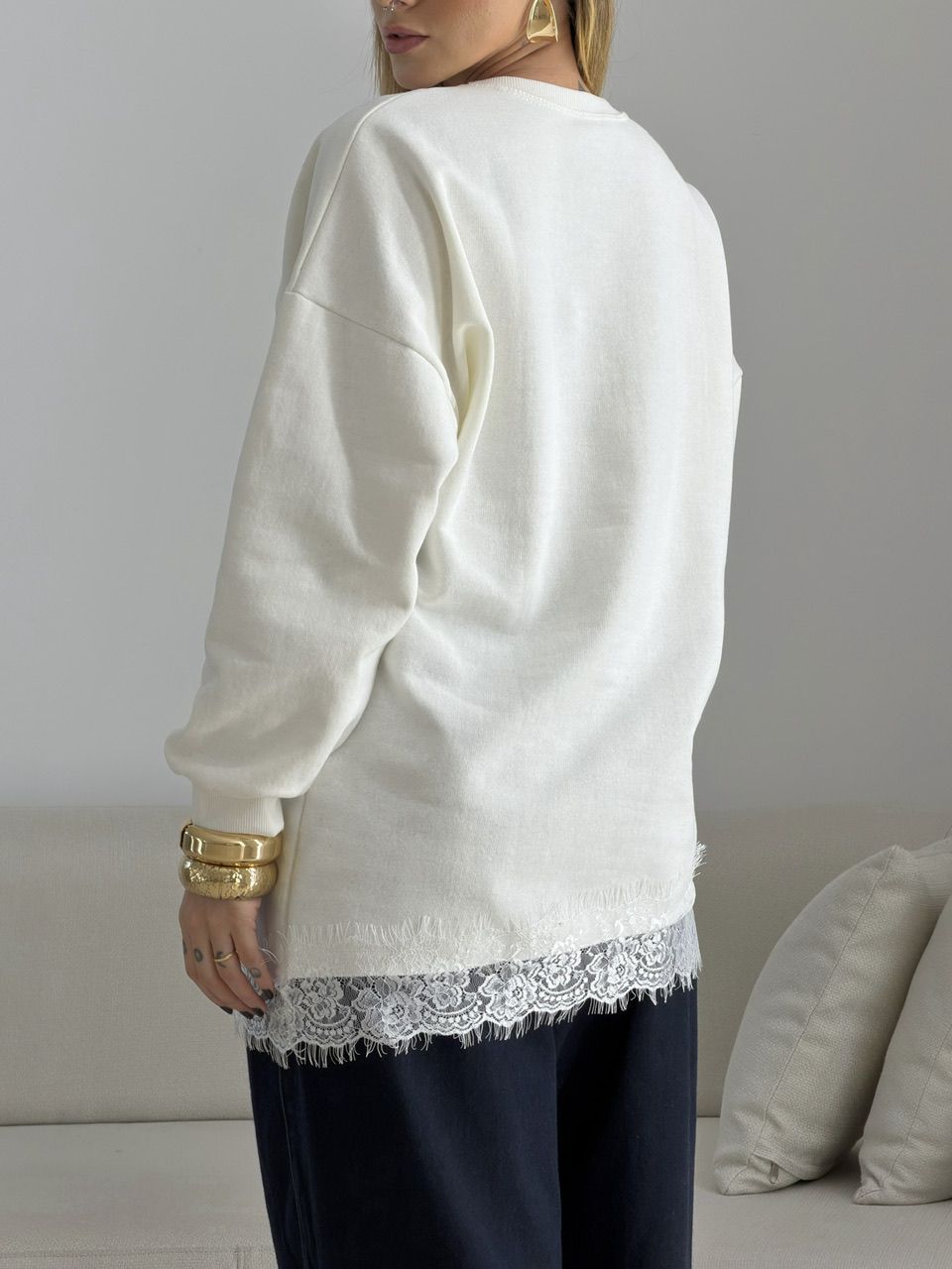 MOLETOM MARIANA RENDA OFF