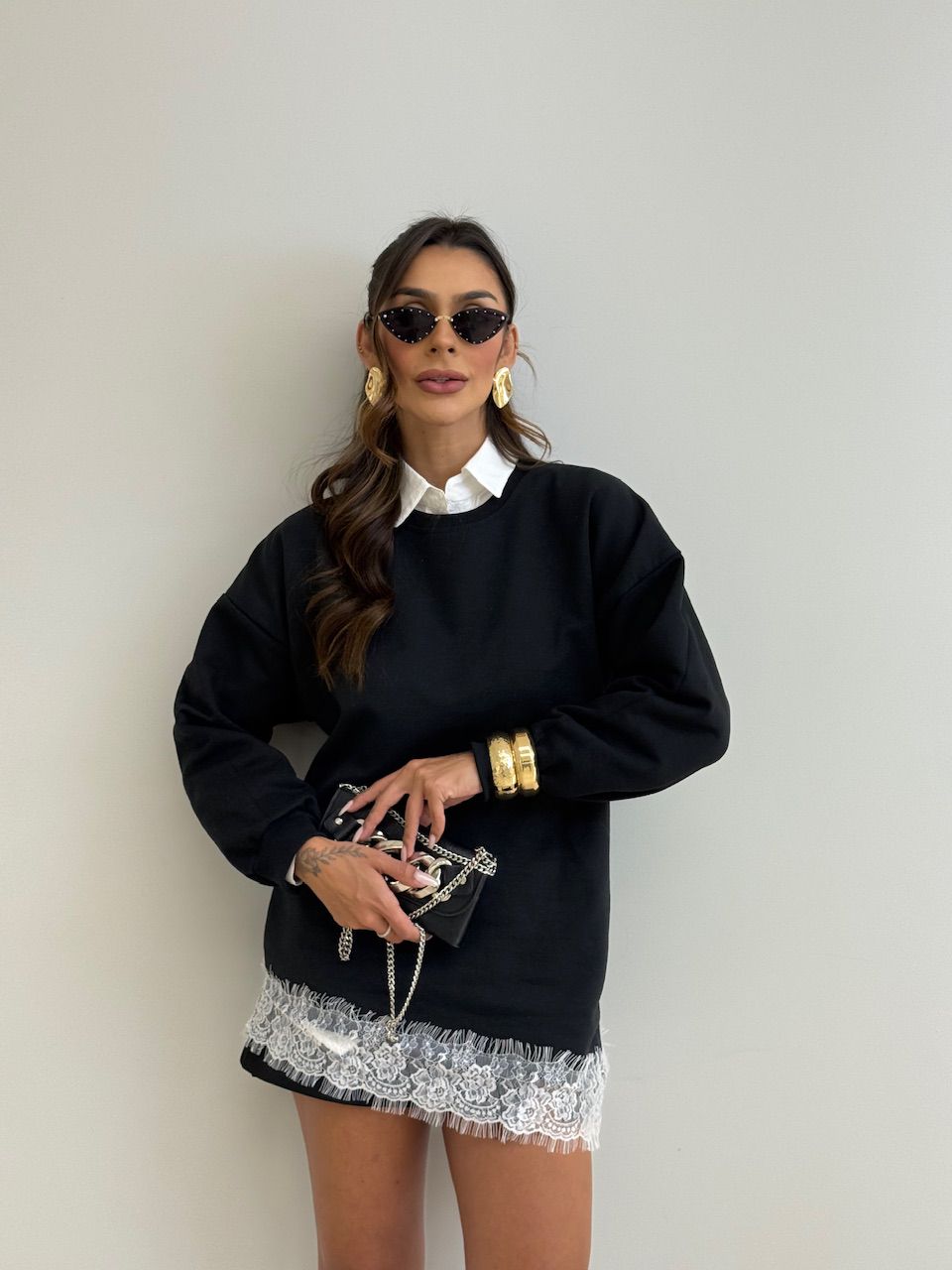MOLETOM MARIANA RENDA PRETO/OFF