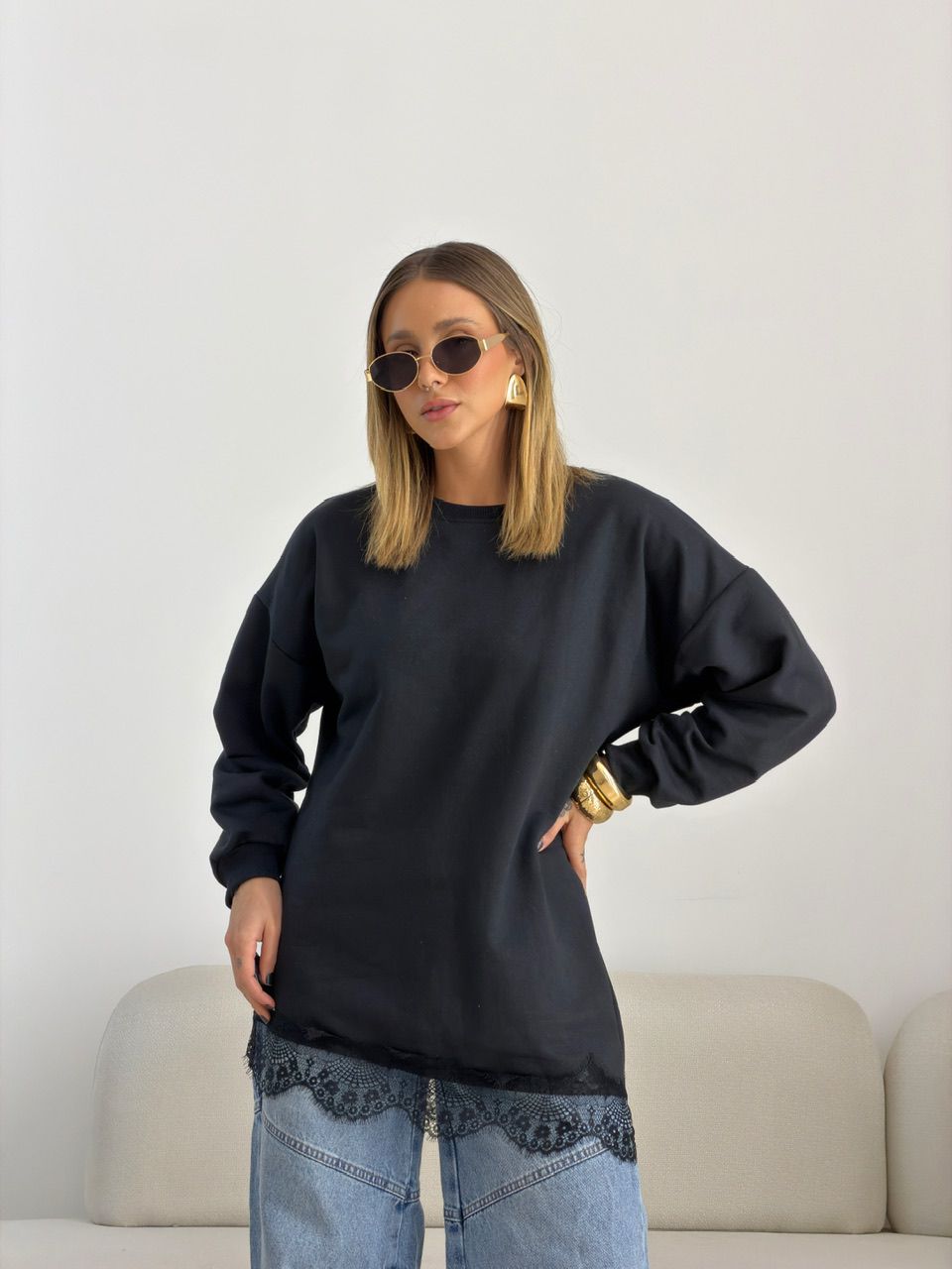 MOLETOM MARIANA RENDA PRETO