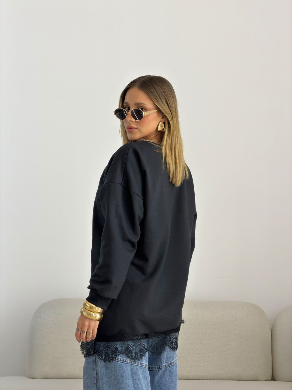 MOLETOM MARIANA RENDA PRETO