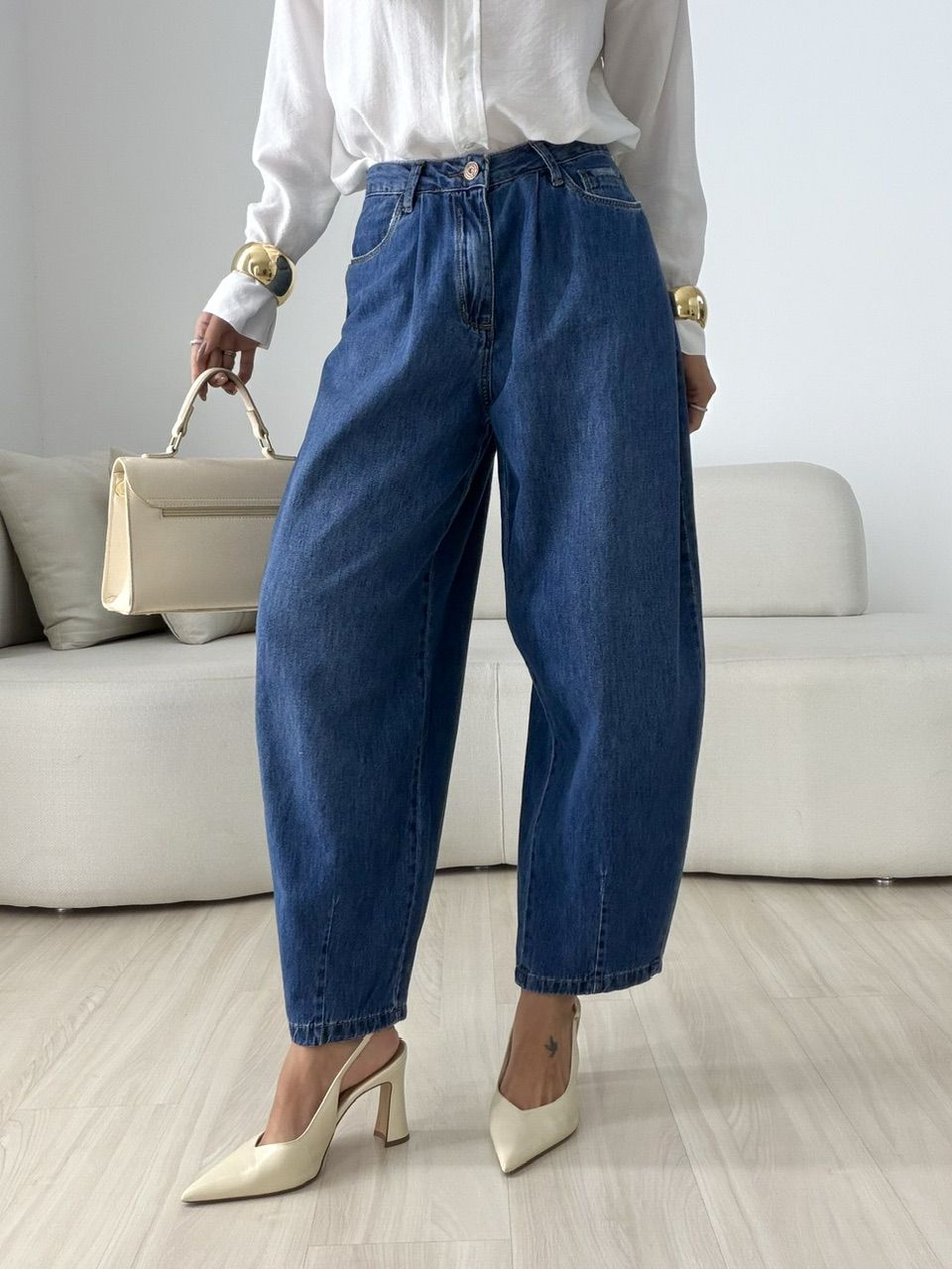 CALÇA ANA MARIA BALLOON JEANS MÉDIO - 0079370423 - CAROLLA FERRARO