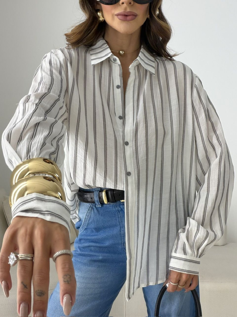 CAMISA ANA LAURA LISTRAS PRETA - 0079390033 - CAROLLA FERRARO