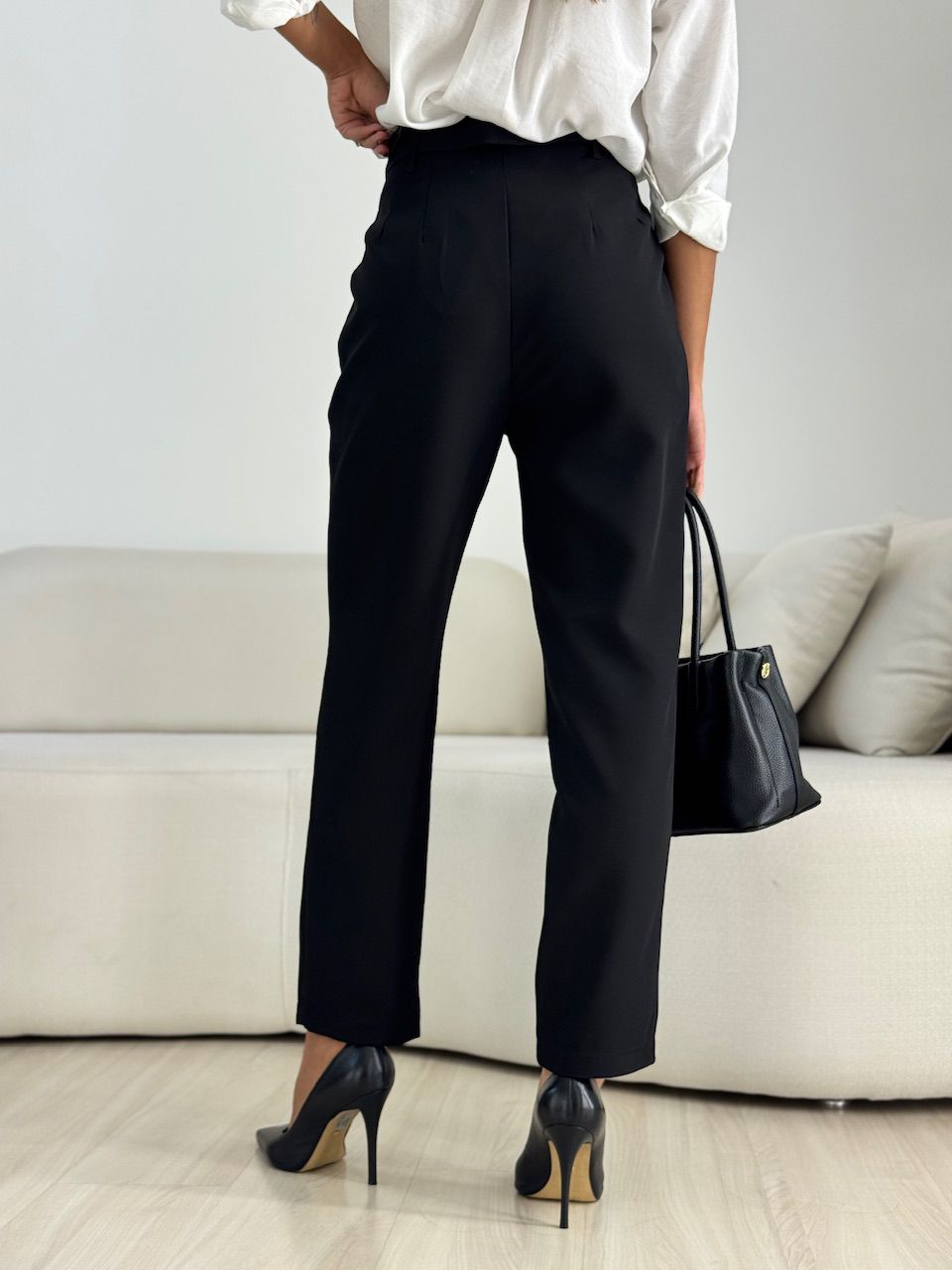 CALÇA LIA CINTO PRETA