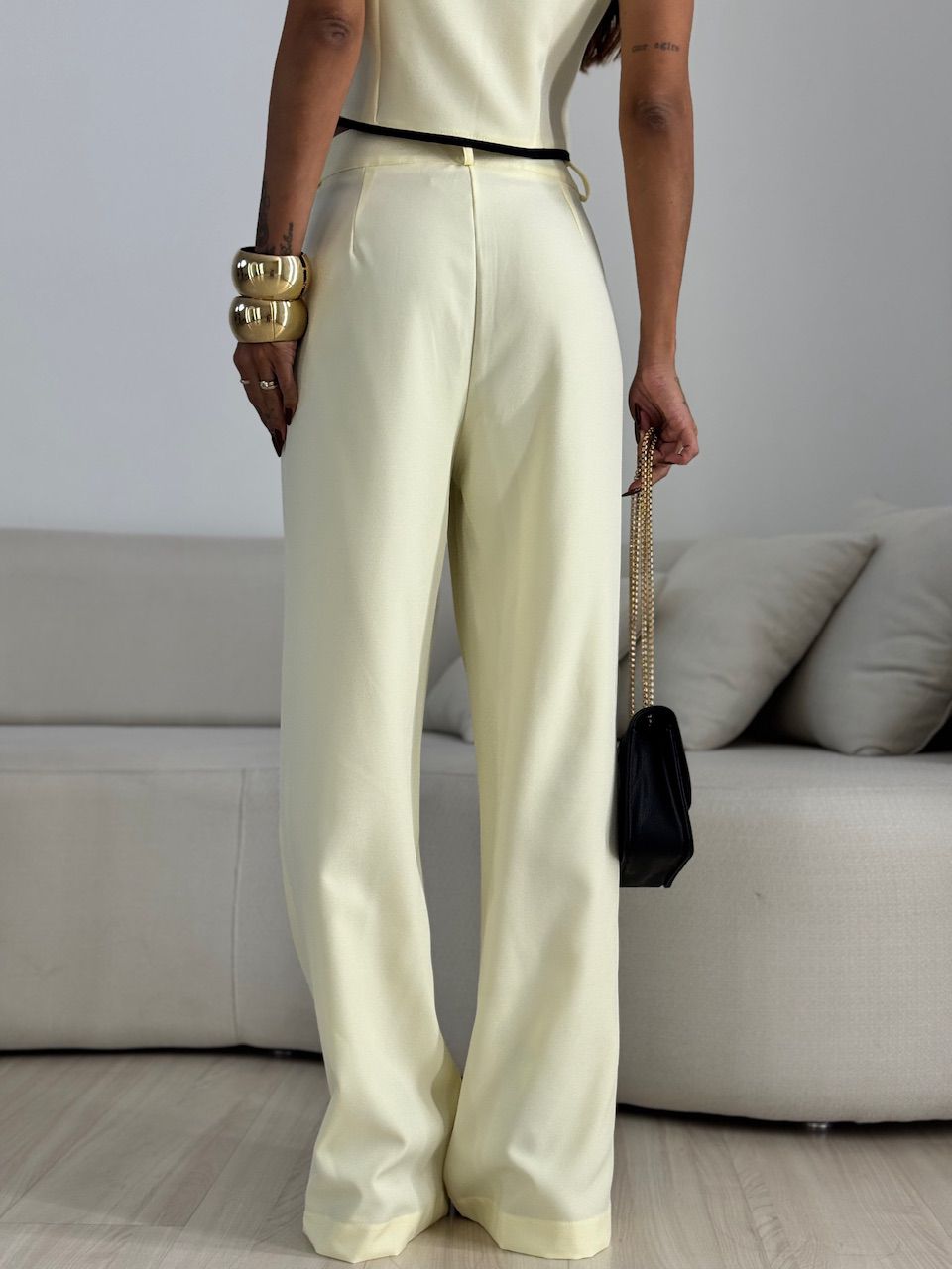 CONJUNTO ANA MARA COLETE CALÇA YELLOW BUTTER