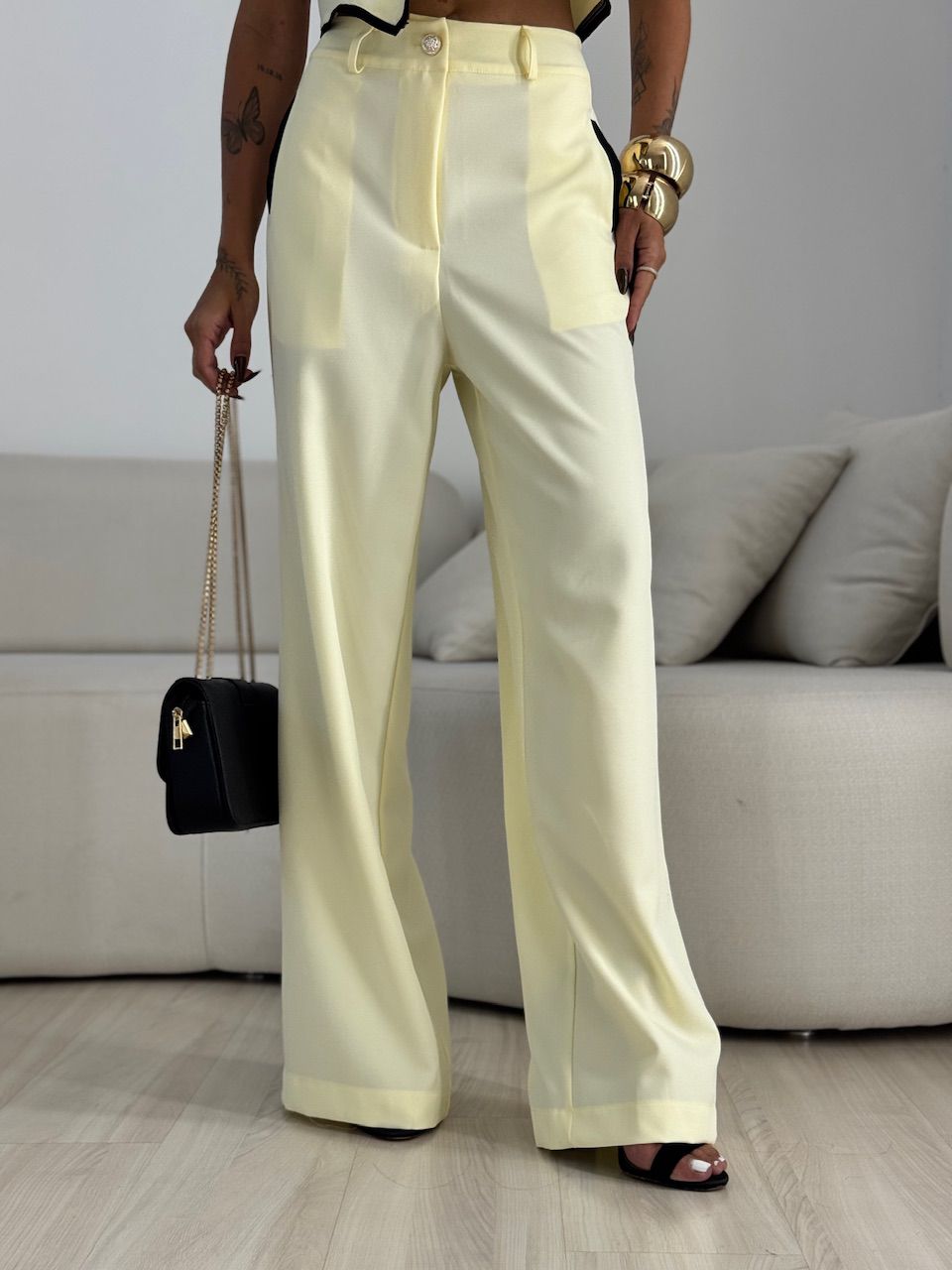 CONJUNTO ANA MARA COLETE CALÇA YELLOW BUTTER