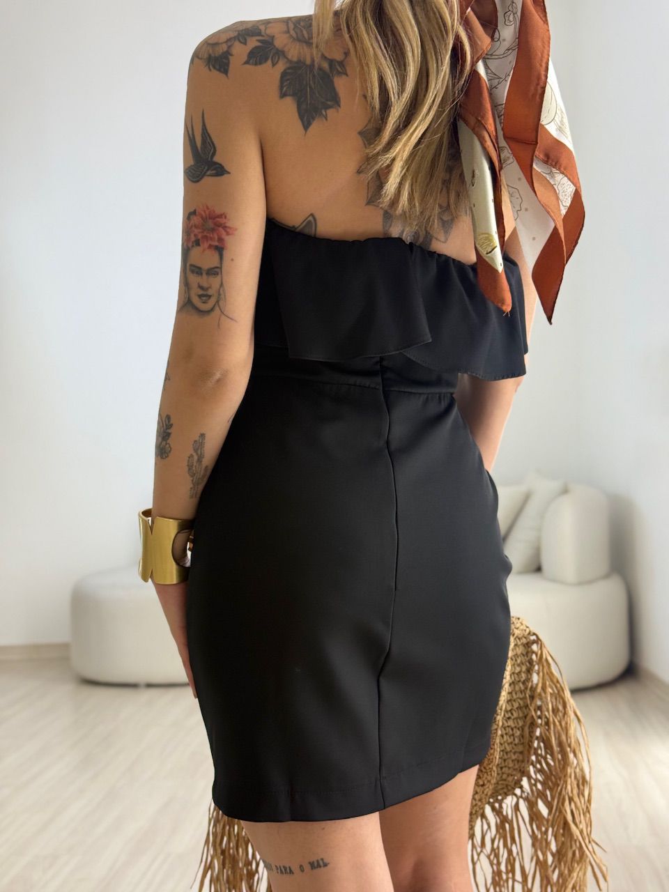 VESTIDO SOFIA TOMARA QUE CAIA PRETO