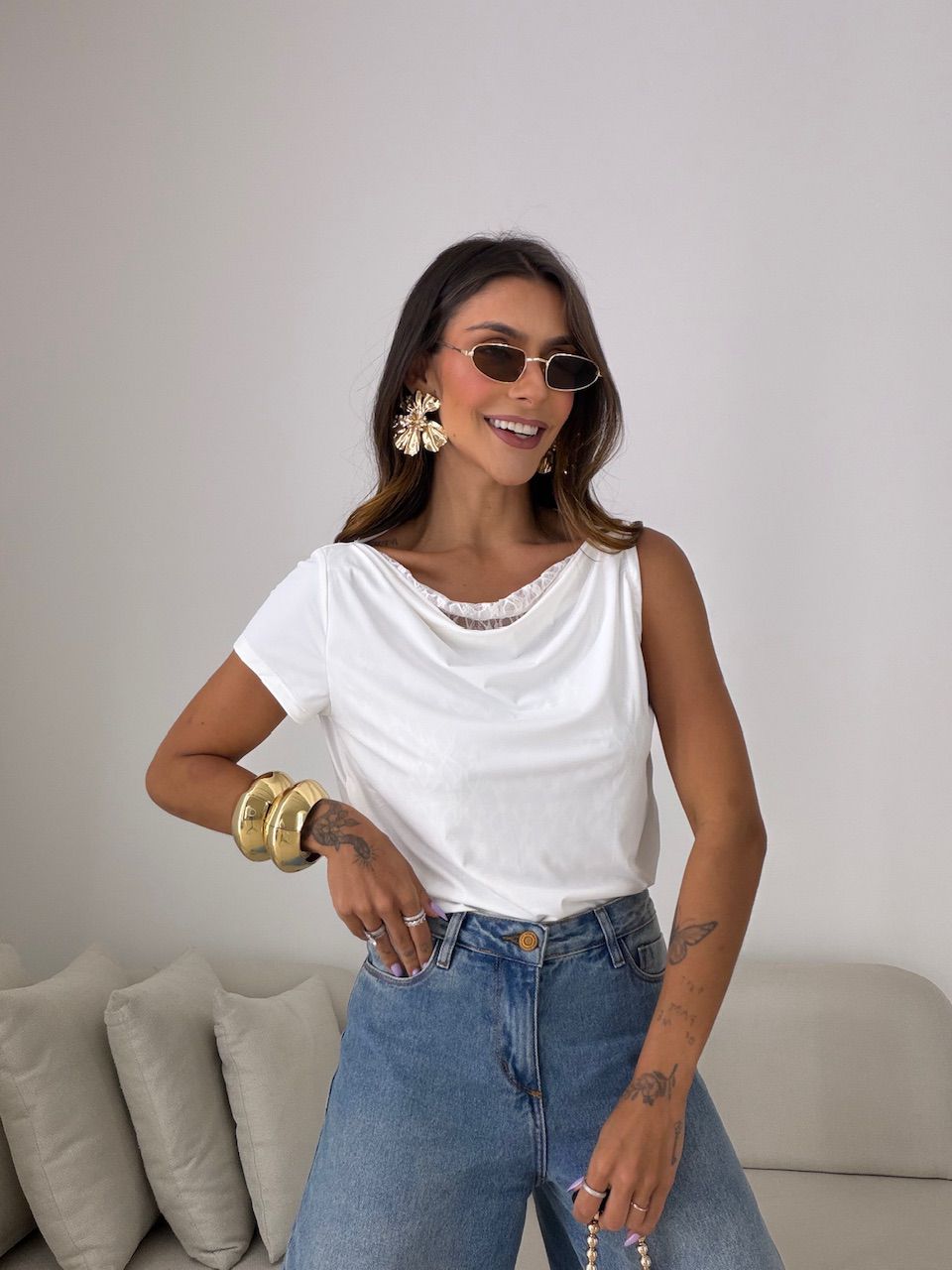 BLUSA HELOÍSA RENDA OFF
