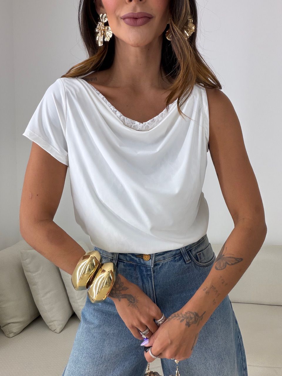 BLUSA HELOÍSA RENDA OFF