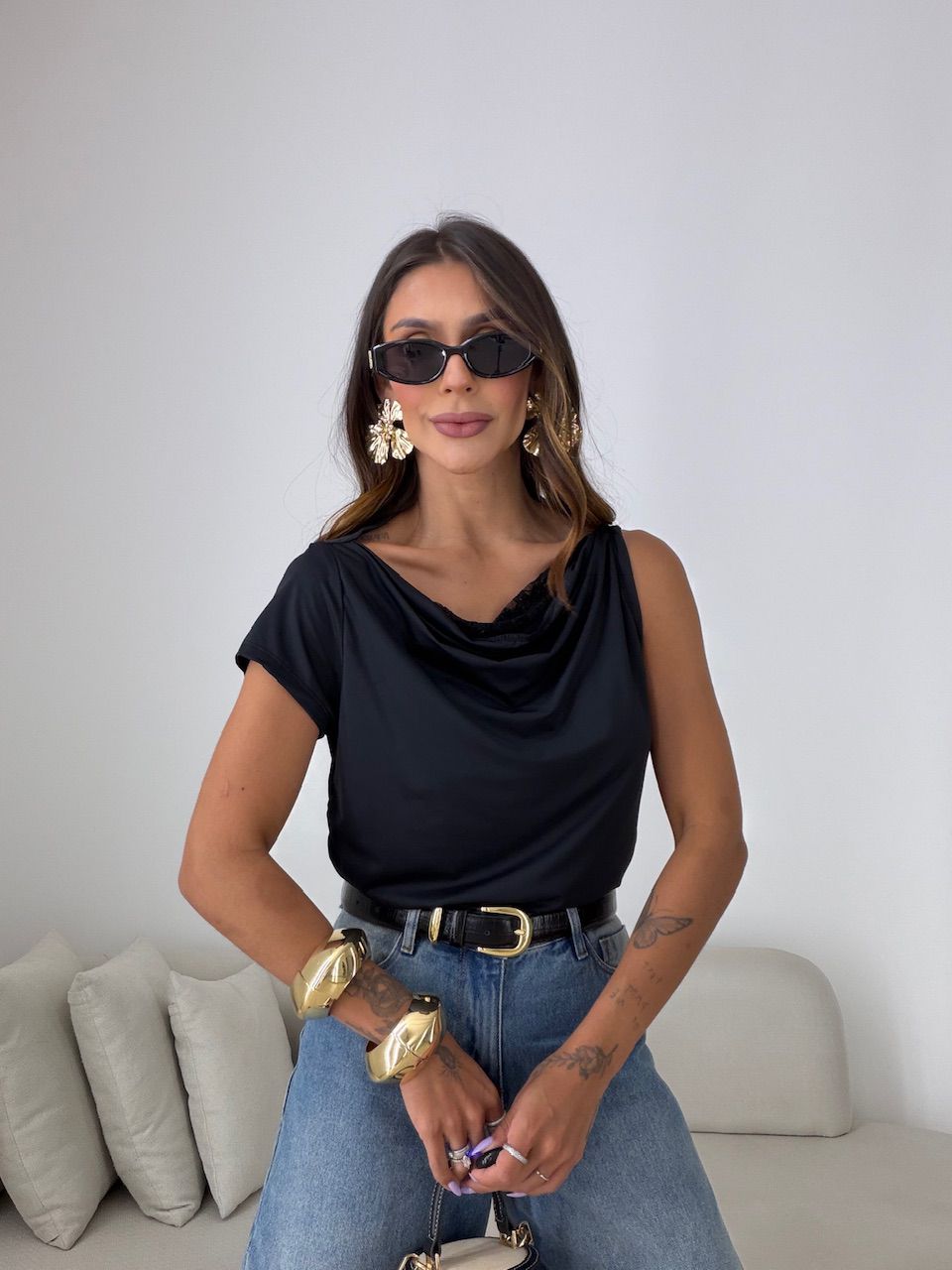 BLUSA HELOÍSA RENDA PRETA - 0082680033 - CAROLLA FERRARO